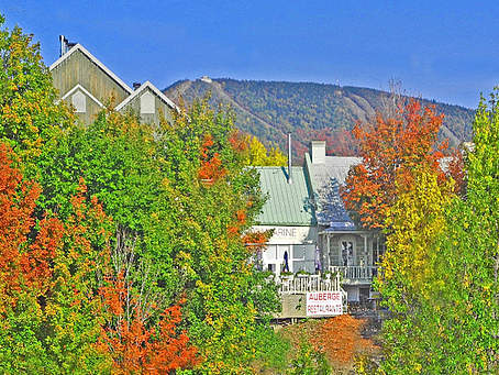 Auberge La Camarine - Extérieur automne