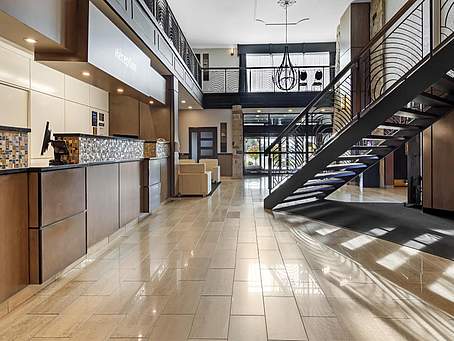 Best Western Hôtel Universel Drummondville - Lobby
